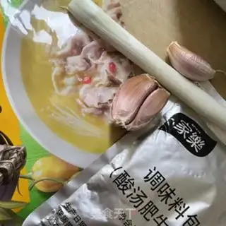 Make Gold tofu mushroom fat cow step 0