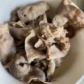 Make Gold tofu mushroom fat cow step 1