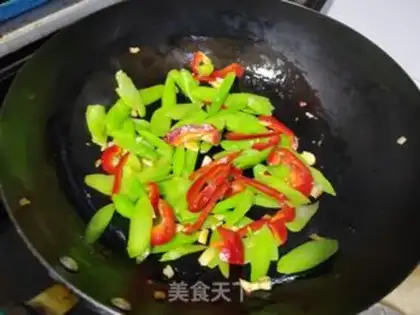 Make Paprika mustard step 5
