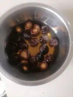 Make Yellow chicken step 3
