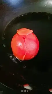 Make Tomato egg noodles step 1
