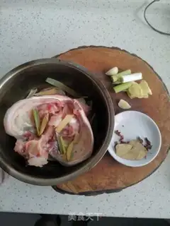 Make Iron pan fish step 2