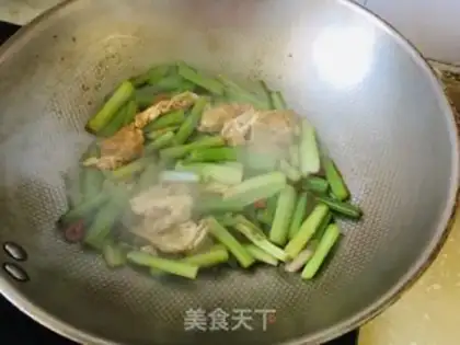 Make Celery fried eggs step 6