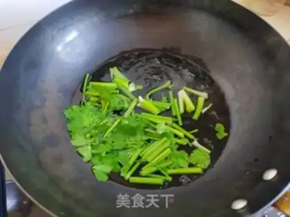 Make Onion celery and roast beef step 4