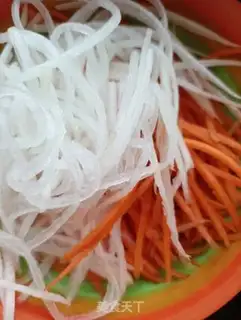 Make Three-colour radish shrimp step 5