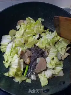 Make Scrambled eggs of deer mushrooms step 0