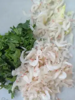 Make Shrimp skin, veggie step 2