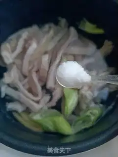Make Monkey head mushroom belly soup step 7