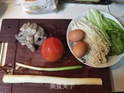 Make Tomato shrimp step 0