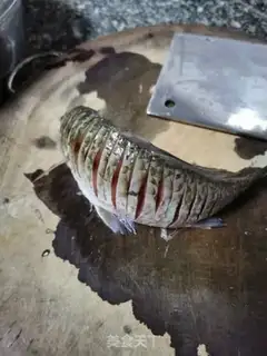 Make Dry-burned mackerel step 2