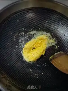 Make Scrambled eggs of deer mushrooms step 12