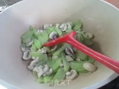 Make Mushrooms, scrawny meat step 7