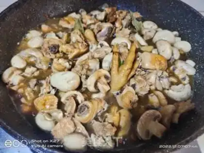Make Fresh mushrooms, red chicken step 5