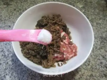 Make Plum-dry meatloaf step 4