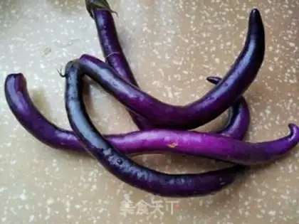 Make Meat and eggplant carrots step 0