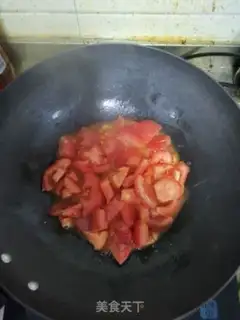 Make Tomato fried eggs step 3