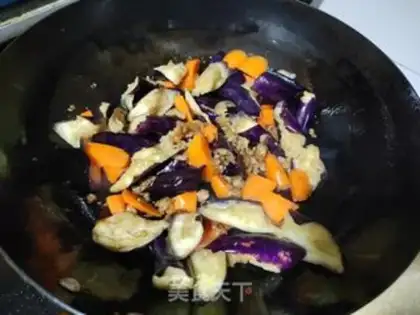 Make Meat and eggplant carrots step 5