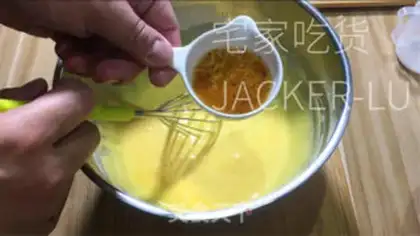 Make Cinnamon honey cake step 5