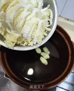 Make Bean-freeze tofu egg soup step 3