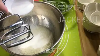 Make Scratch the tea and cream step 7