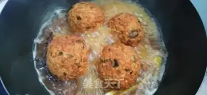 Make Red burning lion head step 10
