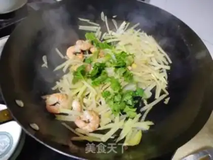 Make Shrimp fried blue step 6