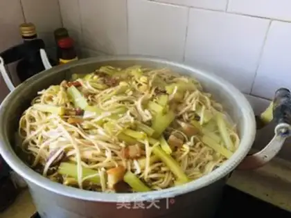 Make Red roast sprouts of celery step 8