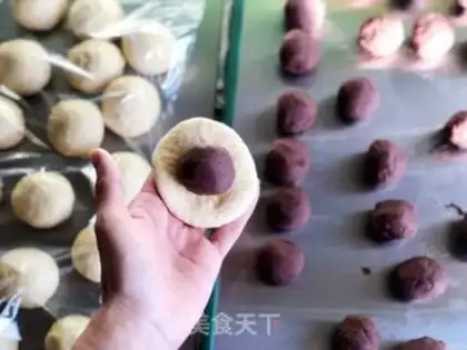 Make Super-soft Japanese red bean bread step 4