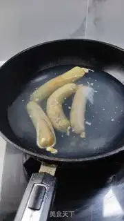 Make Eggs, pine sausages step 13