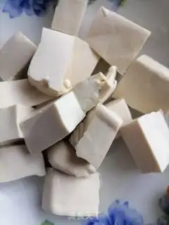 Make Tofu with mushrooms step 1