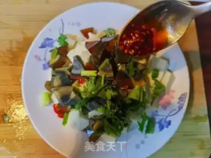 Make Five flowers and sour sauce step 0