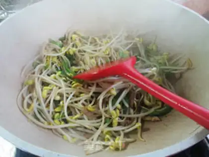 Make Pretzels with soybeans step 6