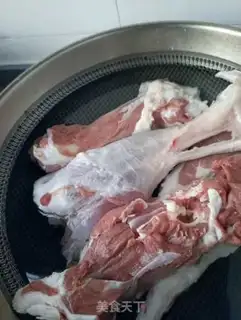 Make Clear your legs step 2