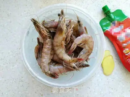 Make Tomato shrimp step 0