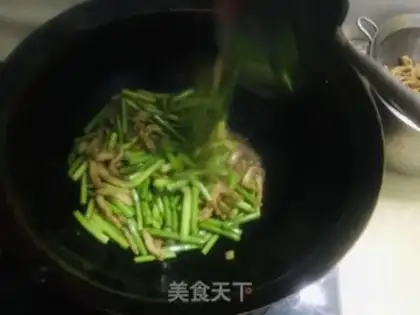 Make Garlic Fried Ridge step 8