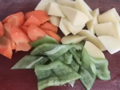 Make Carrot potatoes, chicken wings step 13