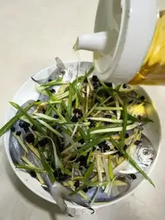 Make ♪ Vacuated little whitefish ♪ step 2