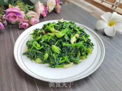 Make Garlic spinach step 5
