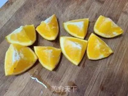 Make Orange pomegranate juice step 1