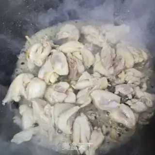 Make Curry potato chicken step 4