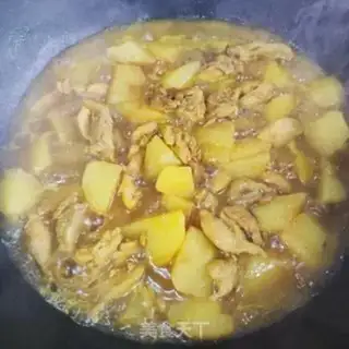 Make Curry potato chicken step 6