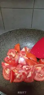 Make Homemade tomato fried eggs step 9