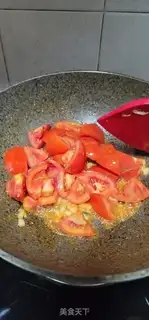 Make Homemade tomato fried eggs step 10