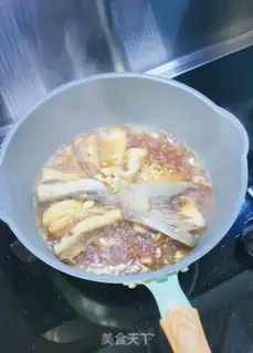 Make Jealousy fish tail step 5