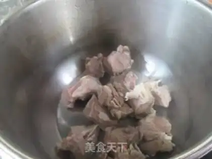 Make Red burning of sheep bones step 1