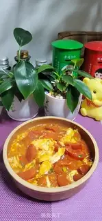 Make Homemade tomato fried eggs step 17