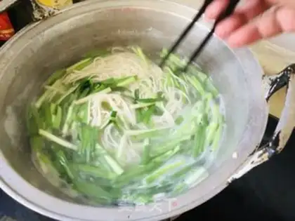Make Sour and lamb noodles step 9