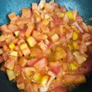 Make Tomato fried eggs step 4