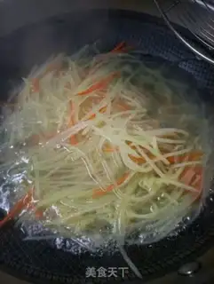 Make The seameal smelts potatoes step 4