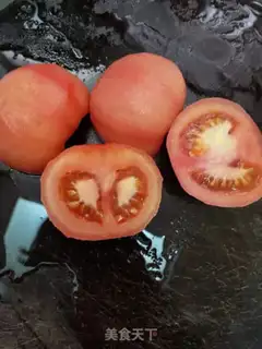 Make Tomato tofu fish soup step 1